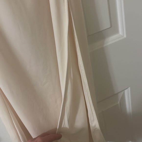 Halter Dress - Picture 11 of 12